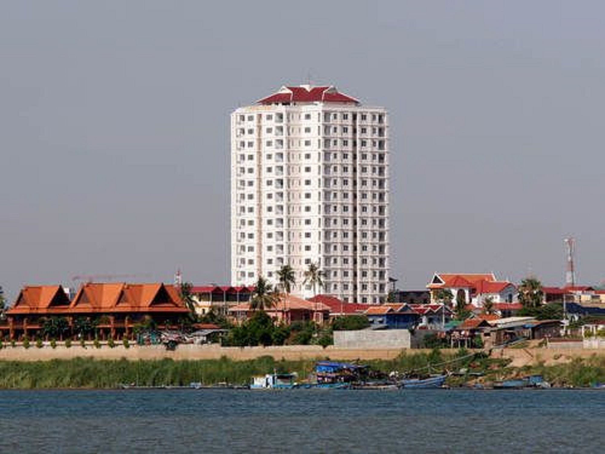 Mekongview 1 Condotel Phnom Penh Exterior photo